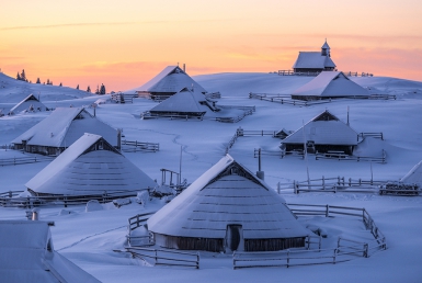 Velika Planina v zimě (www.slovenia.info, photo: Iztok Medja)