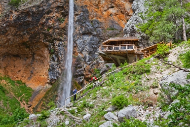 Vodopád Rinka (www.slovenia.info, photo: Jost Gantar)