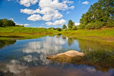 Jezero v Radensko Polje (www.slovenia.info, photo: Jost Gantar)