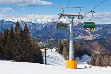 Lyžařský areál Cerkno (www.slovenia.info, photo: Jost Gantar)