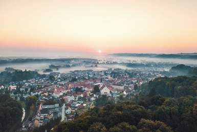 Východ slunce nad Ljutomerem (www.slovenia.info, photo: Luka Ploj)