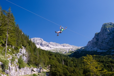 Zipline Bovec (www.slovenia.info, photo: Iztok Medja)